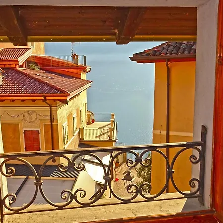 Hébergement de vacances Casa Del Borgo Olga By Gardadomusmea