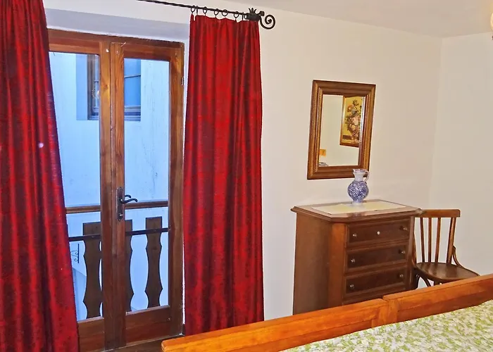 Casa Del Borgo Olga By Gardadomusmea * Tremosine